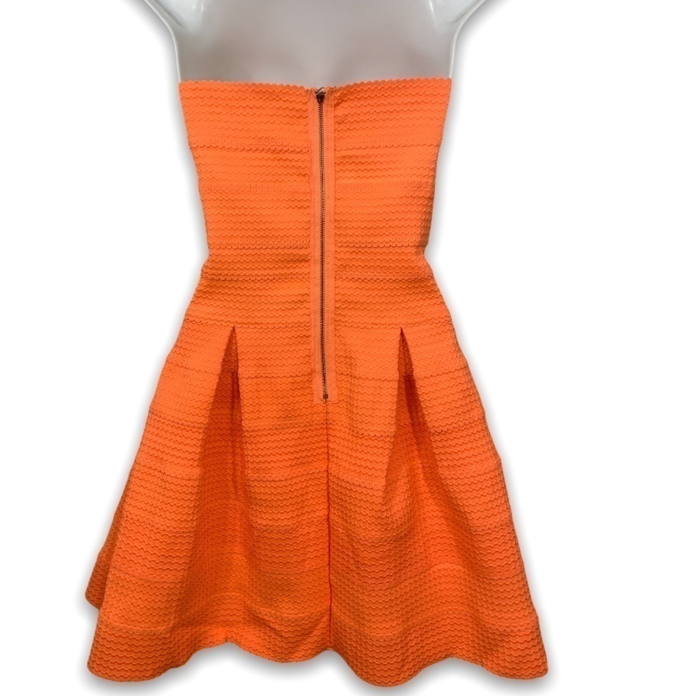 BOUTIQUE DRESS - Picture 4 of 7